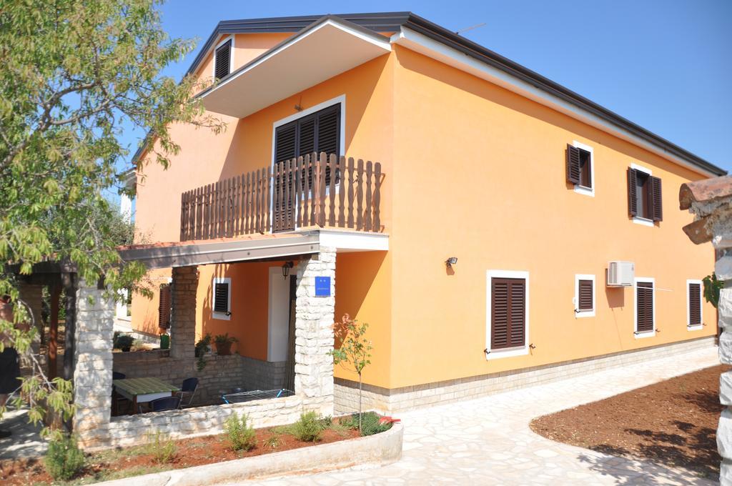 Apartments Majda Умаг Экстерьер фото